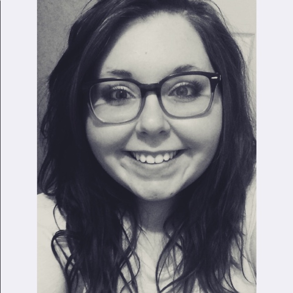 Meet your Posher, Lacey